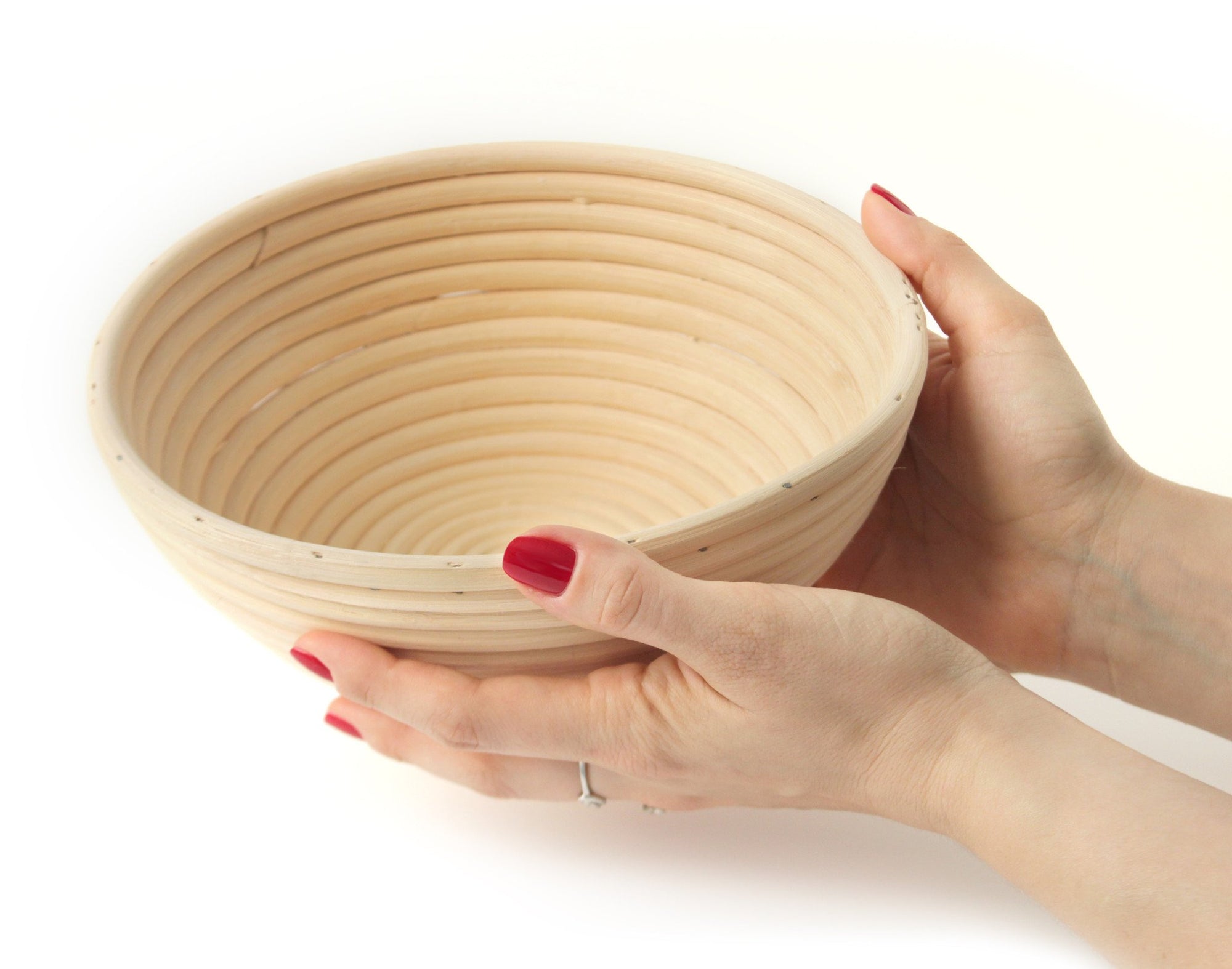 8.5" Banneton Basket with Cloth Liner and Flexible Bowl Scraper